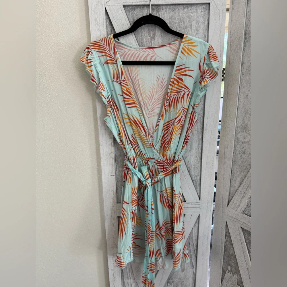 NWOT Striped Short Sleeve Romper (Shorts) - Picture 10 of 16